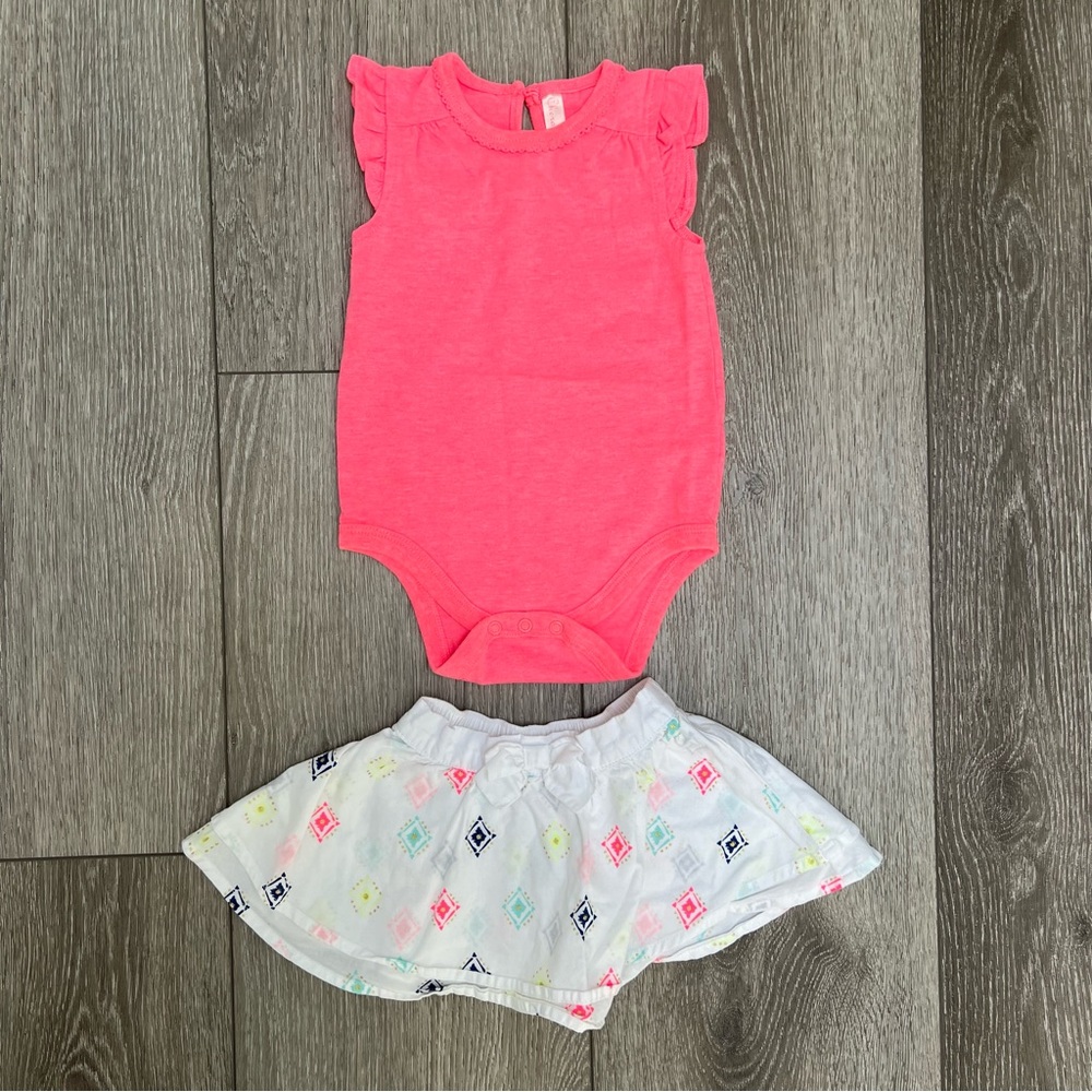 CHEROKEE 2PC SHORT SLEEVE BODYSUIT AND SKIRT OUTFIT 6-9MO